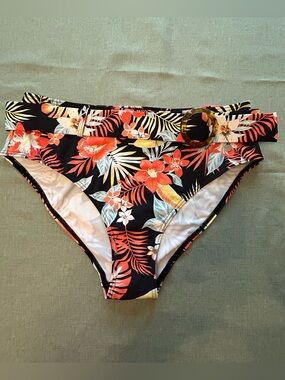 VENUS Black Tropical Floral Belted Bikini Bottoms